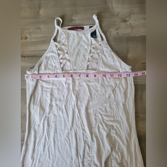 BKE Red Tank Top Medium Pale Pink Beige Lattice Pattern High Neck Sheer Panel - Picture 5 of 5